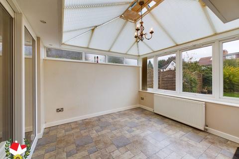 2 bedroom semi-detached bungalow for sale, South Close, Longlevens, Gloucester, GL2 9HZ