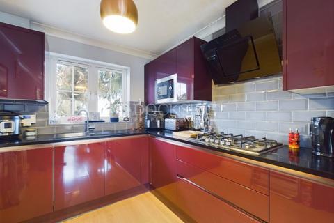 3 bedroom house for sale, Waterside Lane, Gillingham