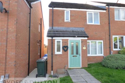 3 bedroom semi-detached house to rent, Sutherland Road, Heywood, Greater Manchester, OL10