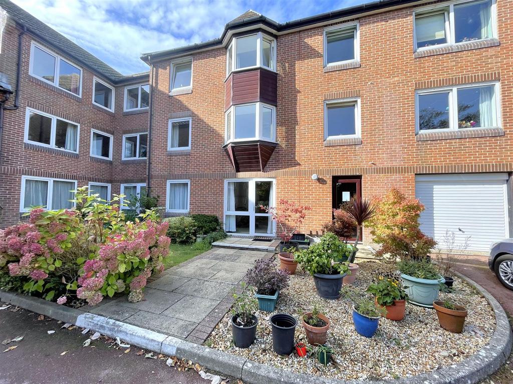 Swiss Gardens, ShorehamBySea BN43 1 bed retirement property for sale