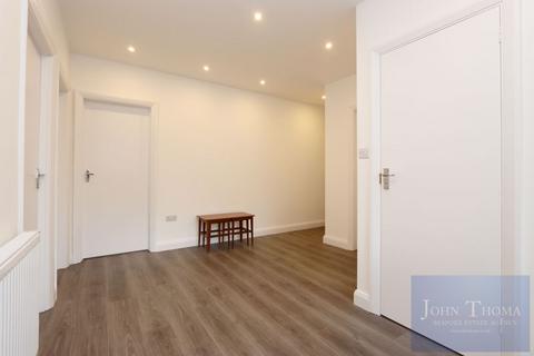 undefined, High Road, Chigwell IG7