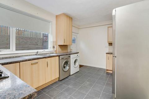 139 Lethamhill Road, Glasgow, G33 2SQ