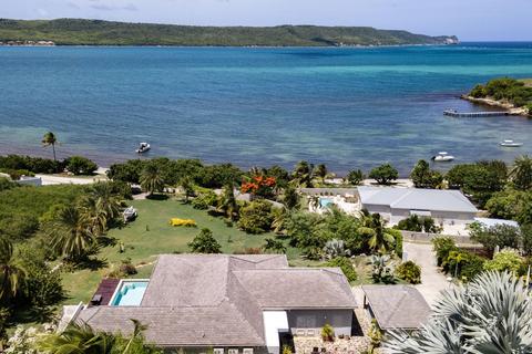 4 bedroom house, Villa Aura, Crawl Bay, St. Paul, Antigua