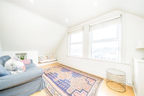 1 bedroom apartment for sale, Balham High Road, London SW17