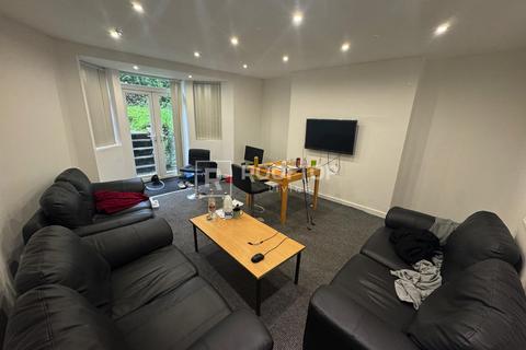 7 bedroom house to rent, Ash Grove, Leeds LS6