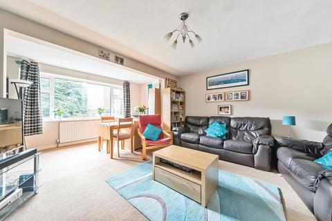 5 Badgers Copse, Worcester Park, KT4 7EZ