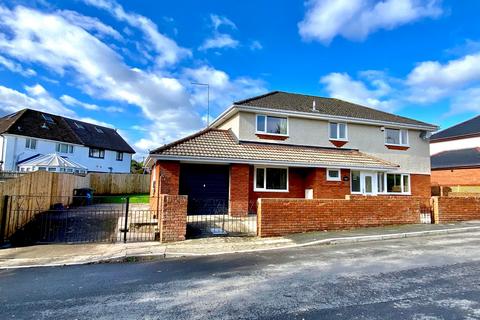 4 bedroom detached house for sale, Bishpool Lane, Newport NP19