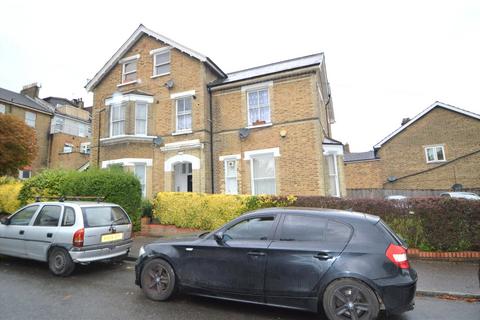 2 bedroom apartment to rent, Minden Road, London, SE20