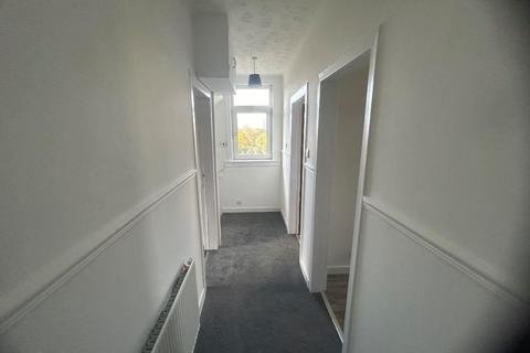 2 bedroom end of terrace house to rent, Kirklands Crescent, Kilsyth, North Lanarkshire, G65