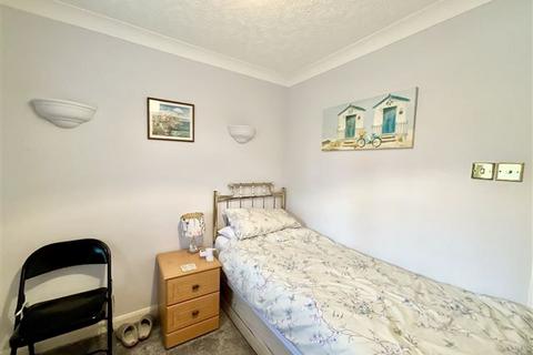 2 bedroom detached bungalow for sale, Skipton Road, Swallownest, Sheffield, S26 4NQ