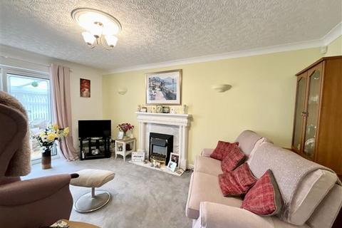 2 bedroom detached bungalow for sale, Skipton Road, Swallownest, Sheffield, S26 4NQ