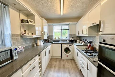 2 bedroom detached bungalow for sale, Skipton Road, Swallownest, Sheffield, S26 4NQ