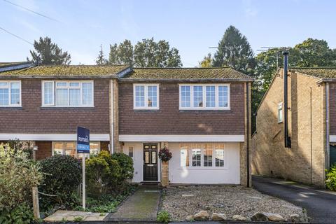 4 bedroom end of terrace house for sale, Church Road, Chavey Down, Ascot