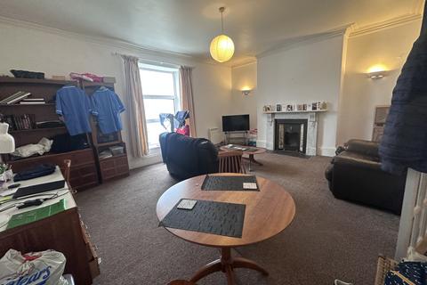 1 bedroom apartment to rent, 5 Radnor Street, Flat B