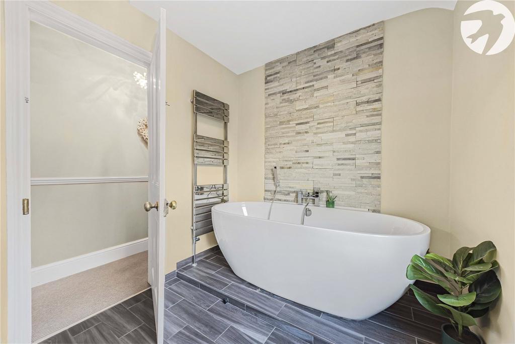 Modern Bathroom