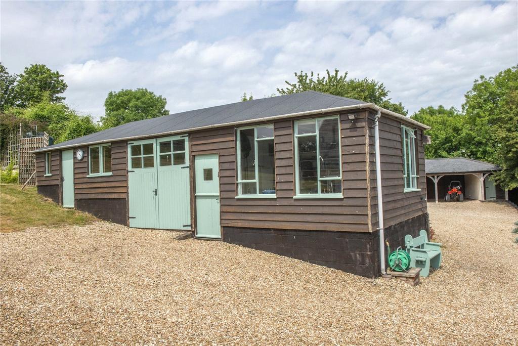 Outbuilding/Workshop