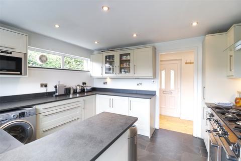 4 Arbour Close, Ilfracombe, EX34 8EY