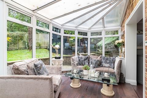 30 Newlyn Close, Bricket Wood, St Albans, AL2 3UP