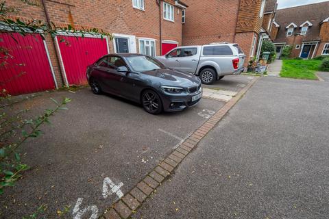 64 Kenny Drive, Carshalton, SM5 4PH