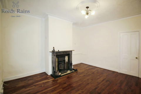 3 bedroom detached house for sale, Sycamore Avenue, Leeds LS15