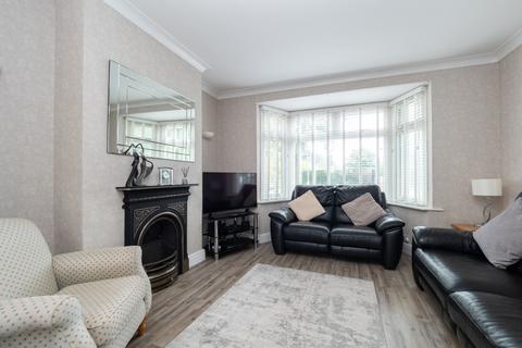 3 bedroom terraced house for sale, Forest Road, Sutton SM3