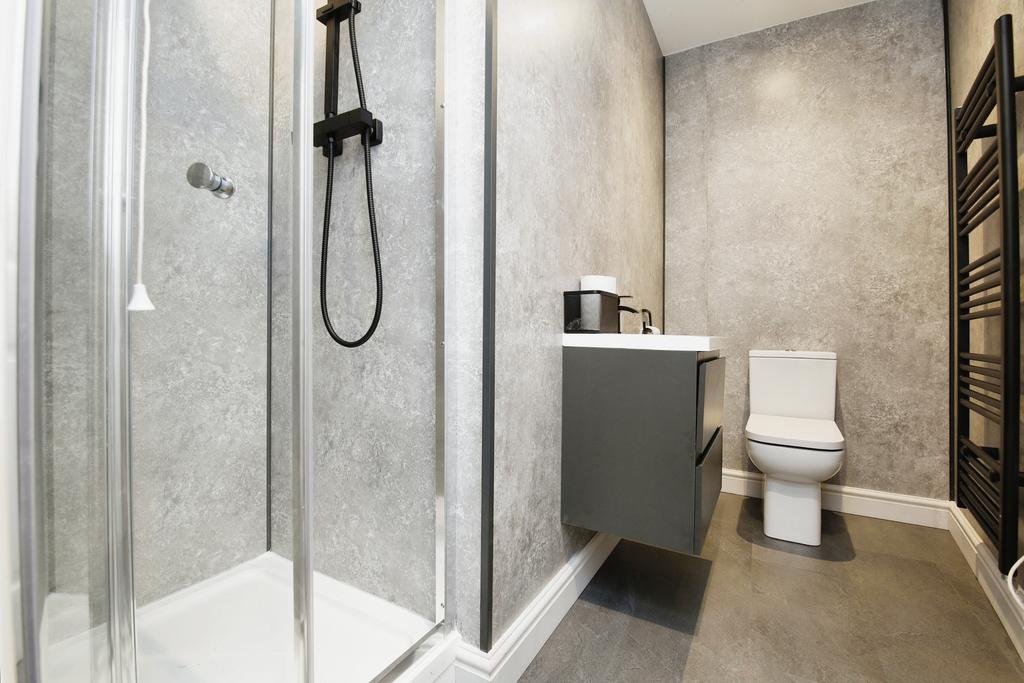 Ensuite