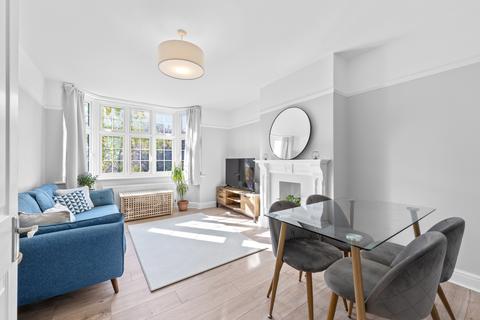 2 bedroom apartment to rent, Surbiton Crescent, Kingston upon Thames KT1
