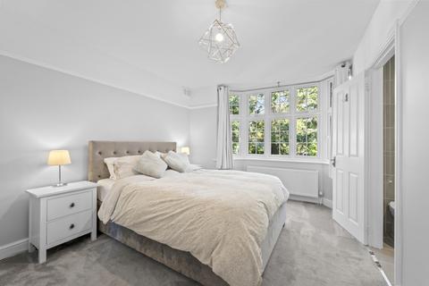 2 bedroom apartment to rent, Surbiton Crescent, Kingston upon Thames KT1