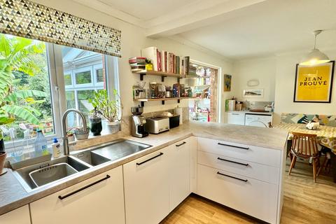 27 Chichester Road, Sandgate, Folkestone, CT20 3BN