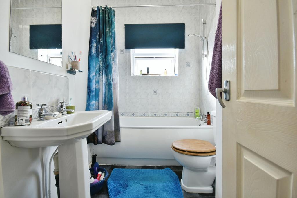 Bathroom/Wc