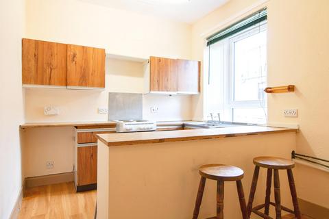 2 bedroom flat to rent, Canal Street, Perth PH2