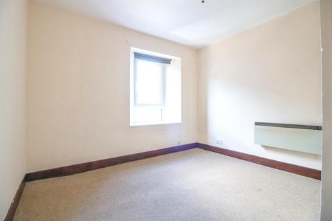 2 bedroom flat to rent, Canal Street, Perth PH2