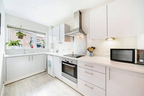 2 bedroom flat for sale, Reaston Street, London SE14