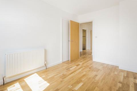 2 bedroom flat to rent, Casey Court Besson Street, London SE14