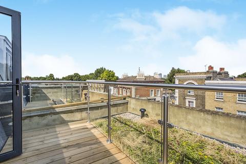 2 bedroom flat to rent, Casey Court Besson Street, London SE14