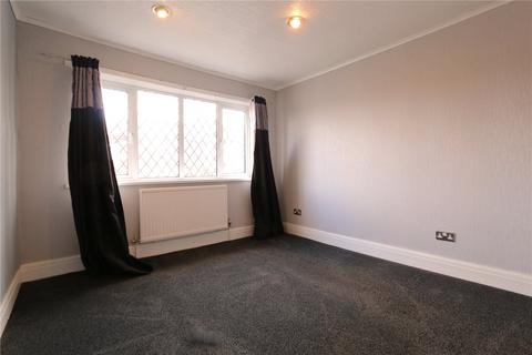 3 bedroom terraced house to rent, Greenside Lane, Manchester M43