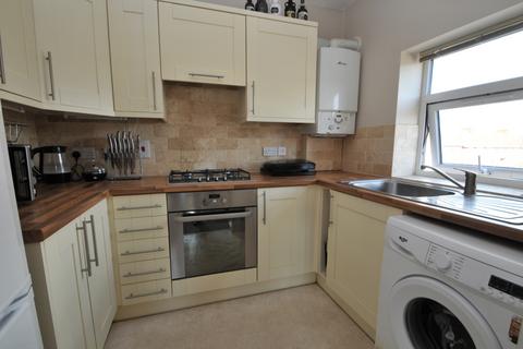 2 bedroom flat to rent, St. Georges Road, Bristol BS31