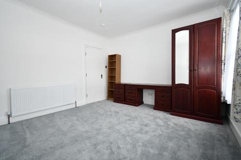 undefined, Etchingham Road, London, E15