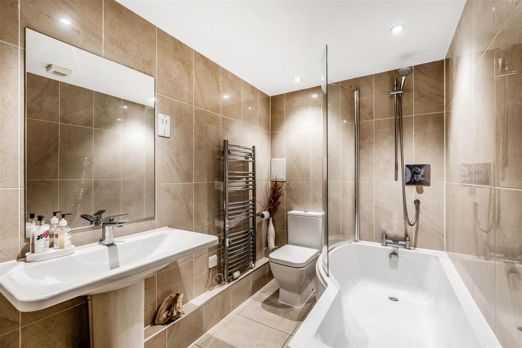 Apt1-Chestnut-Court-15.jpg
