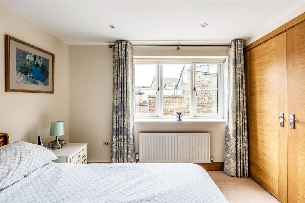 Apt1-Chestnut-Court-9.jpg