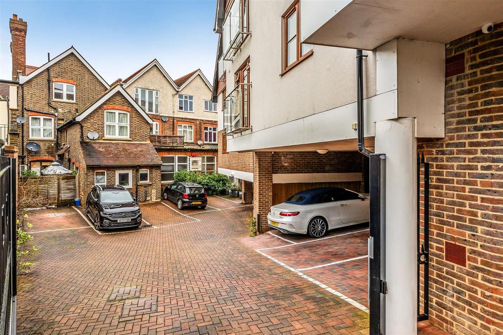 Apt1-Chestnut-Court-22.jpg