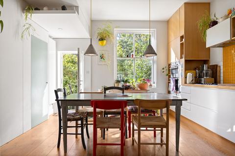 53b Chester Road, London, N19 5DF