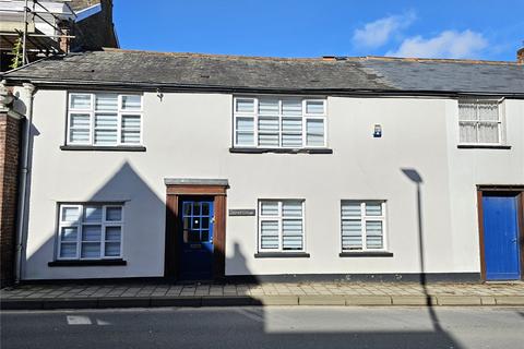 3 bedroom terraced house for sale, Torrington, Devon