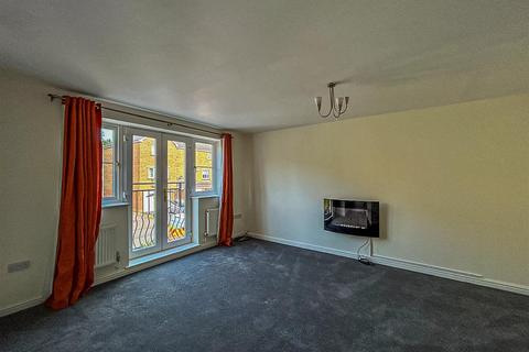 4 bedroom townhouse to rent, Enbourne Drive, Cardiff CF23