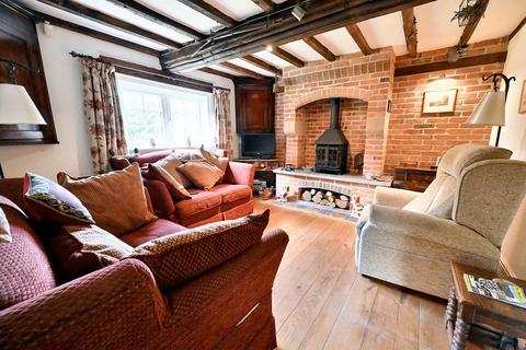 3 bedroom cottage for sale, Ashbourne Road, Sudbury, DE6