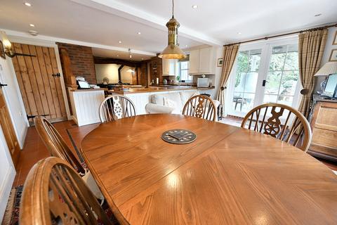 Willow Cottage Ashbourne Road, Sudbury, Ashbourne, DE6 5HL
