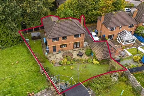 4 bedroom detached house for sale, Windrush Court, High Wycombe HP13