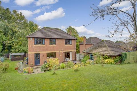 4 bedroom detached house for sale, Windrush Court, High Wycombe HP13