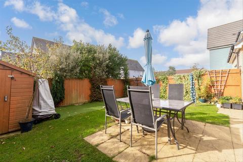 1 Bittern Way, St Marys Island, Chatham, ME4 3JG