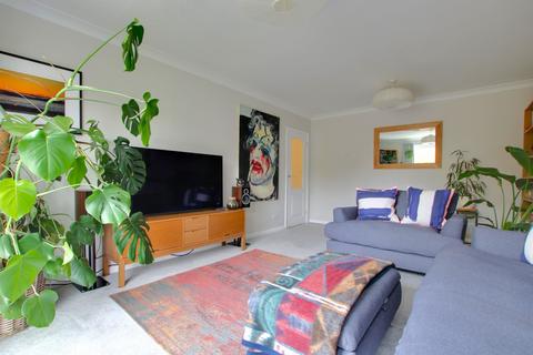 2 bedroom flat for sale, Westwood Road, Southampton